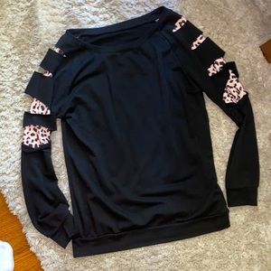 Cheetah Crew Pull-Over